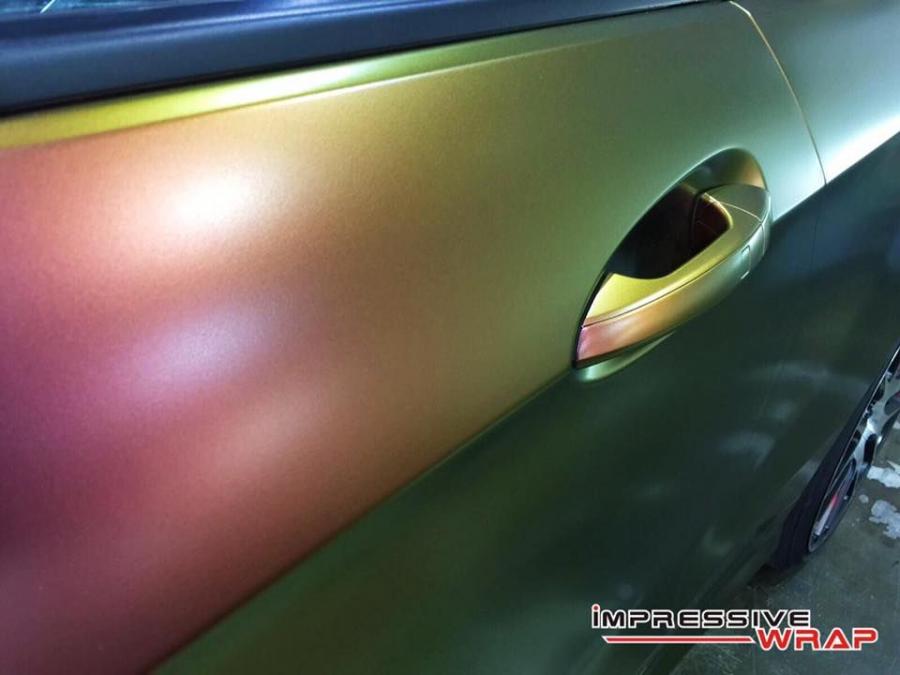  Mercedes-Benz E350 Cabriolet Chameleon by Impressive Wrap 2016 года  (фото 2 из 9)